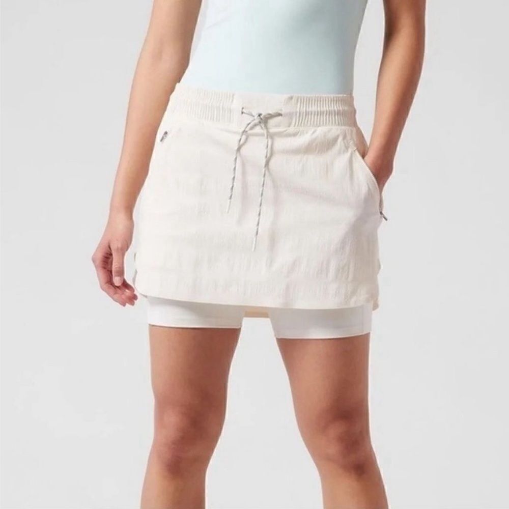 Athleta Trekkie Skort 18, magnolia white